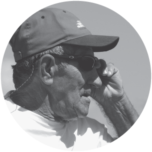 Luis Pereira Roque_Flipper a person wearing a hat